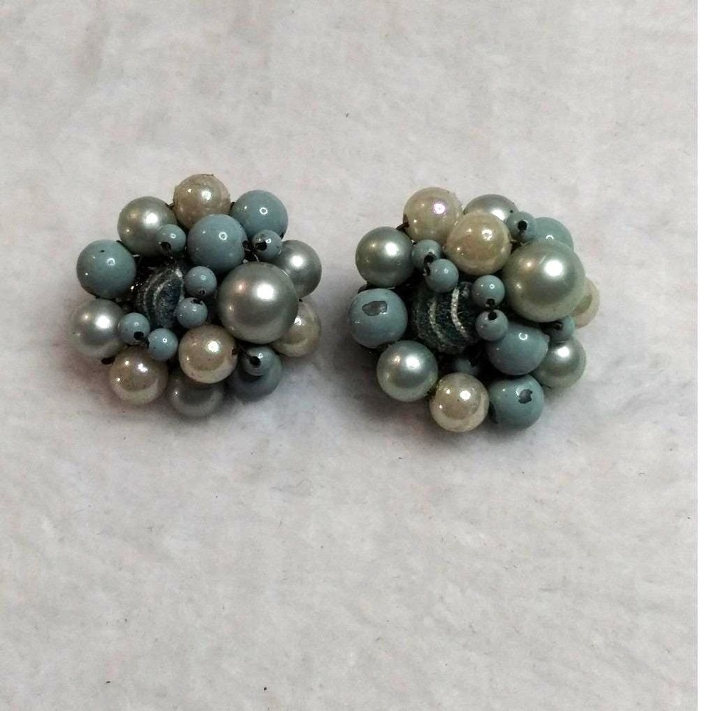 Vintage Blue Gray Faux Pearl Cluster Clip On Earrings Mid Century Filigree Back